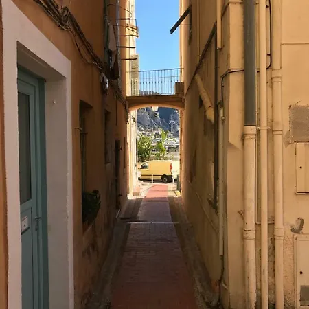 Le Petit Bateau Mentona